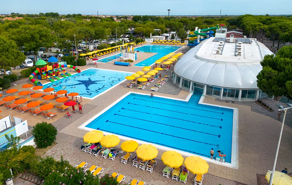 37 piscinaesterna 1000x633 gallery 22