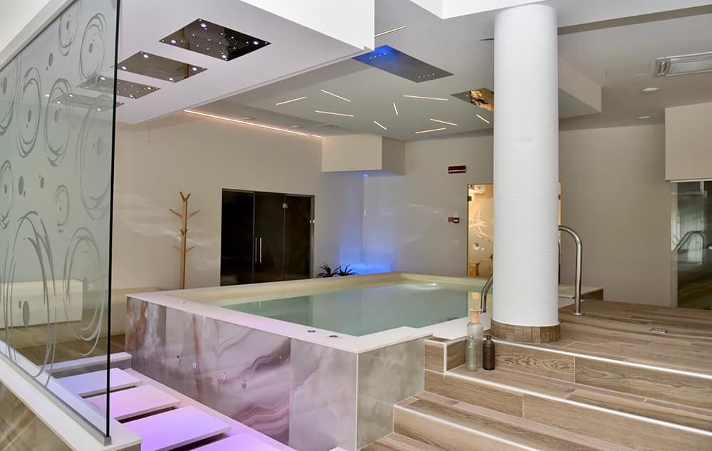 39 feelingspa 1000x633 gallery 3